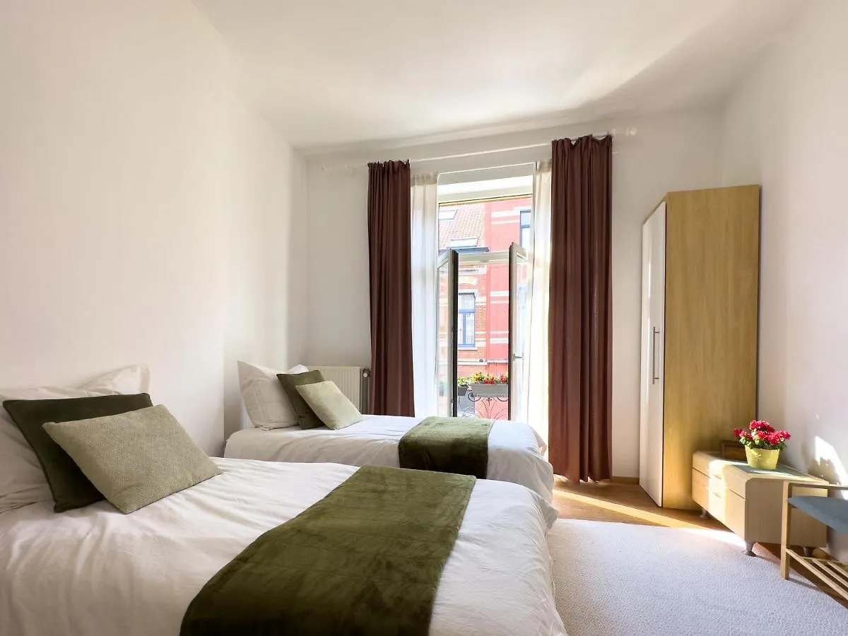 Bed & Breakfast Ambiorix Residence Brussel